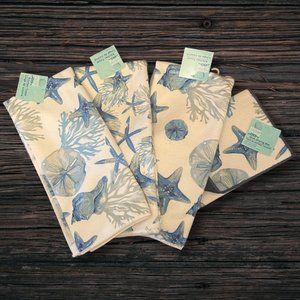 SHORE LIVING - 3 KITCHEN TOWELS AND A DRYING MAT